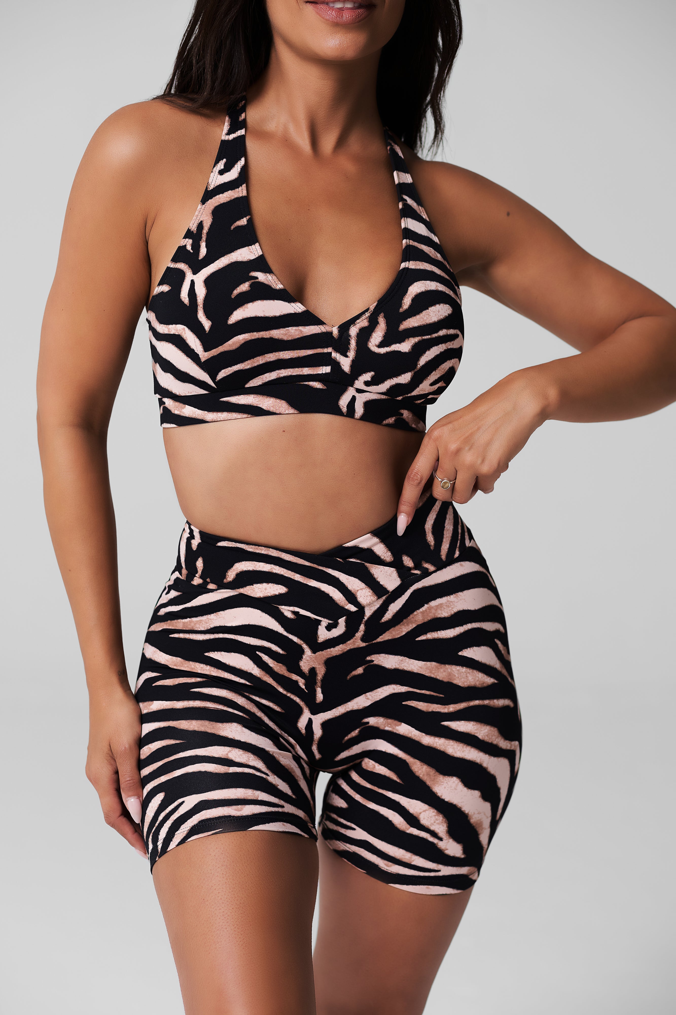 Unleashed V-Cut Scrunch Hot Short