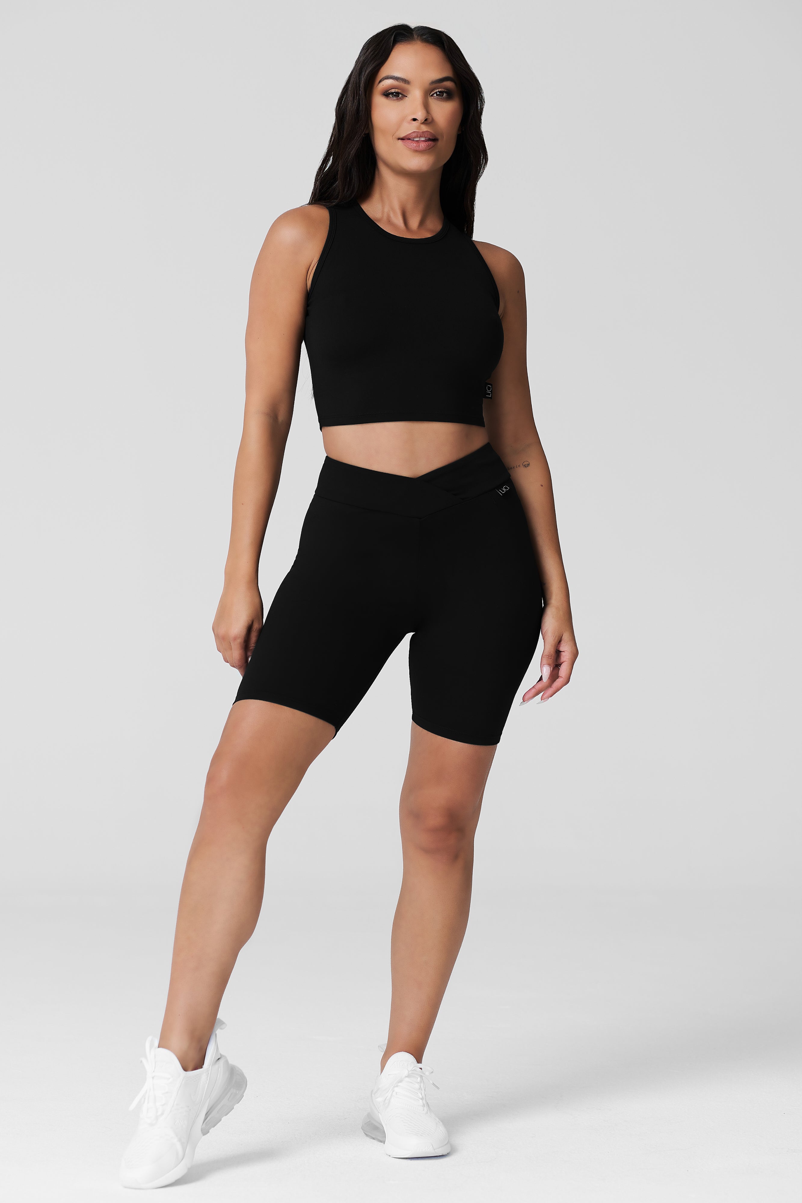Black V-Cut Scrunch Biker Short