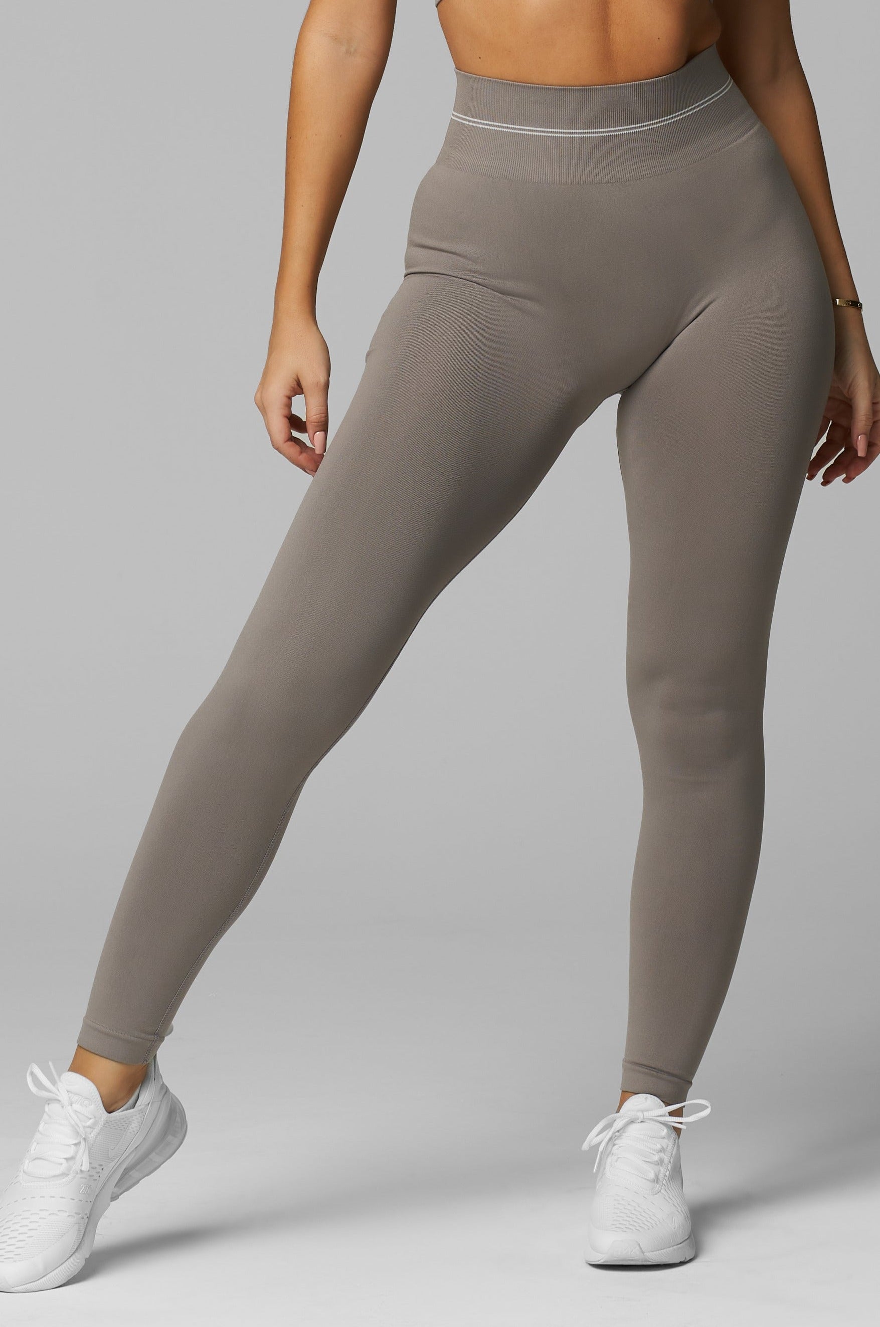 Stone True Form Seamless Scrunch Legging