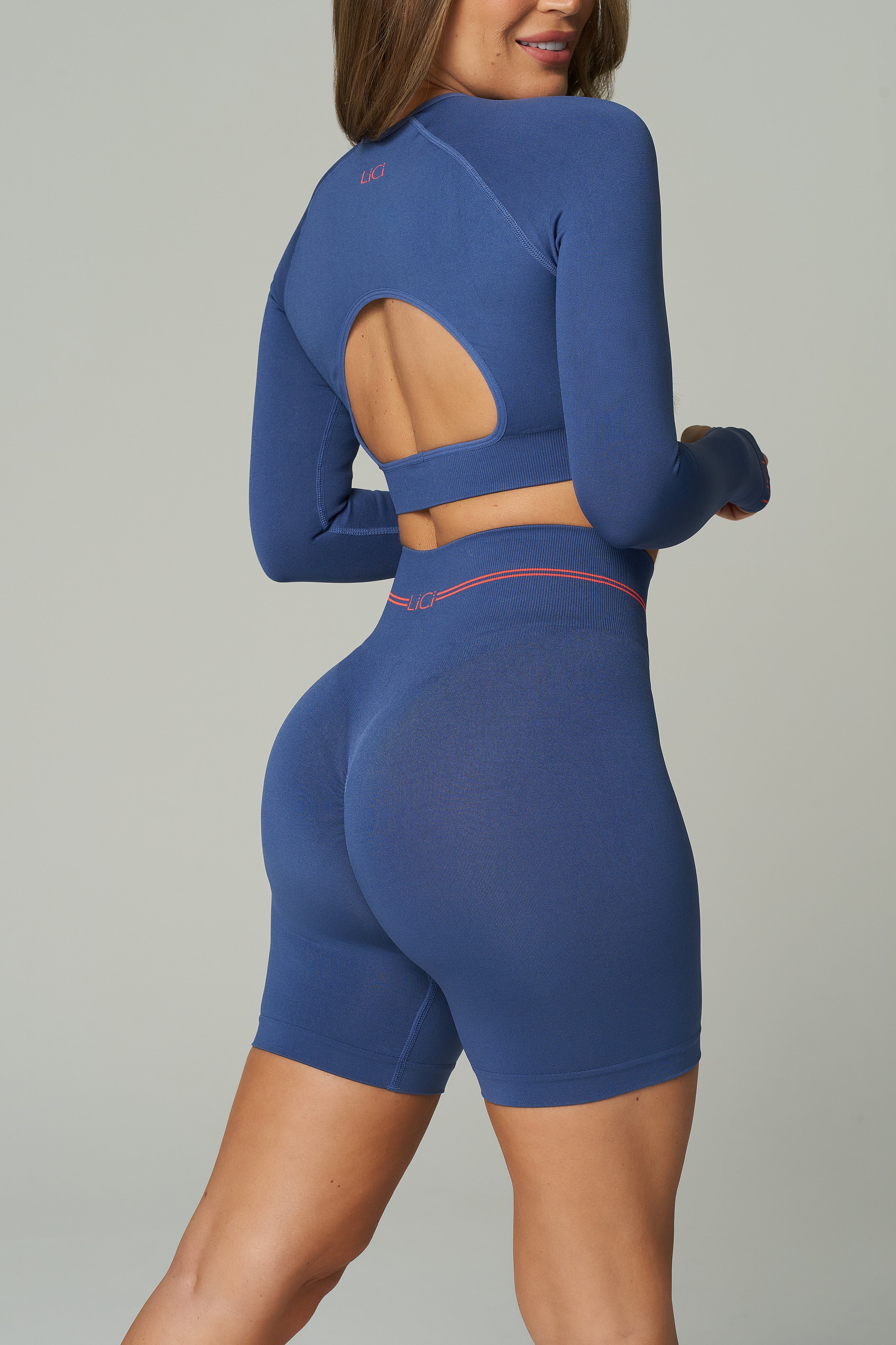 Peak True Form Seamless Long Sleeve