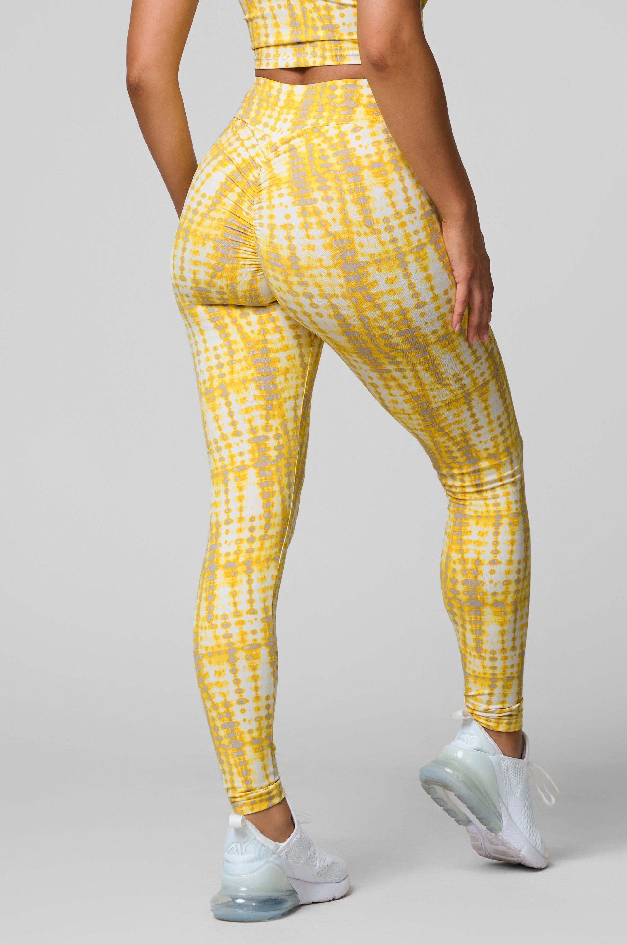 Elevate High Waist Scrunch Legging