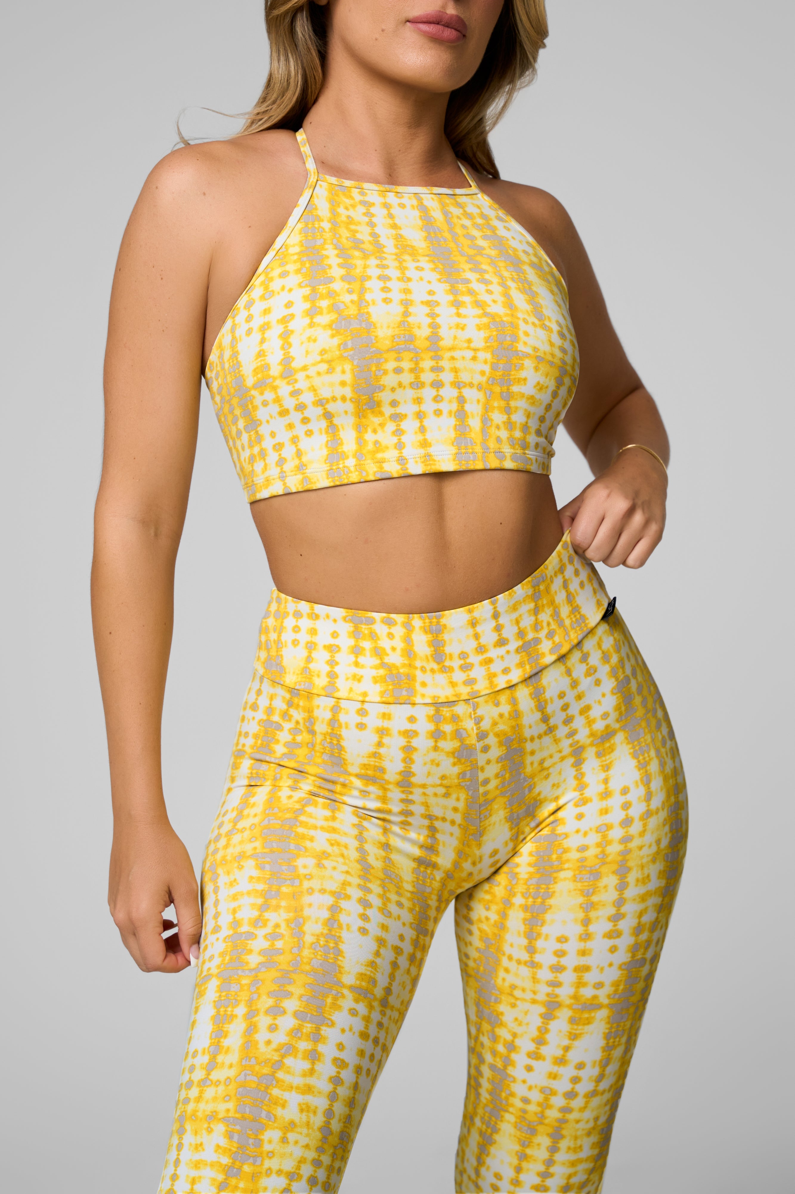 Elevate Criss Cross Crop Top