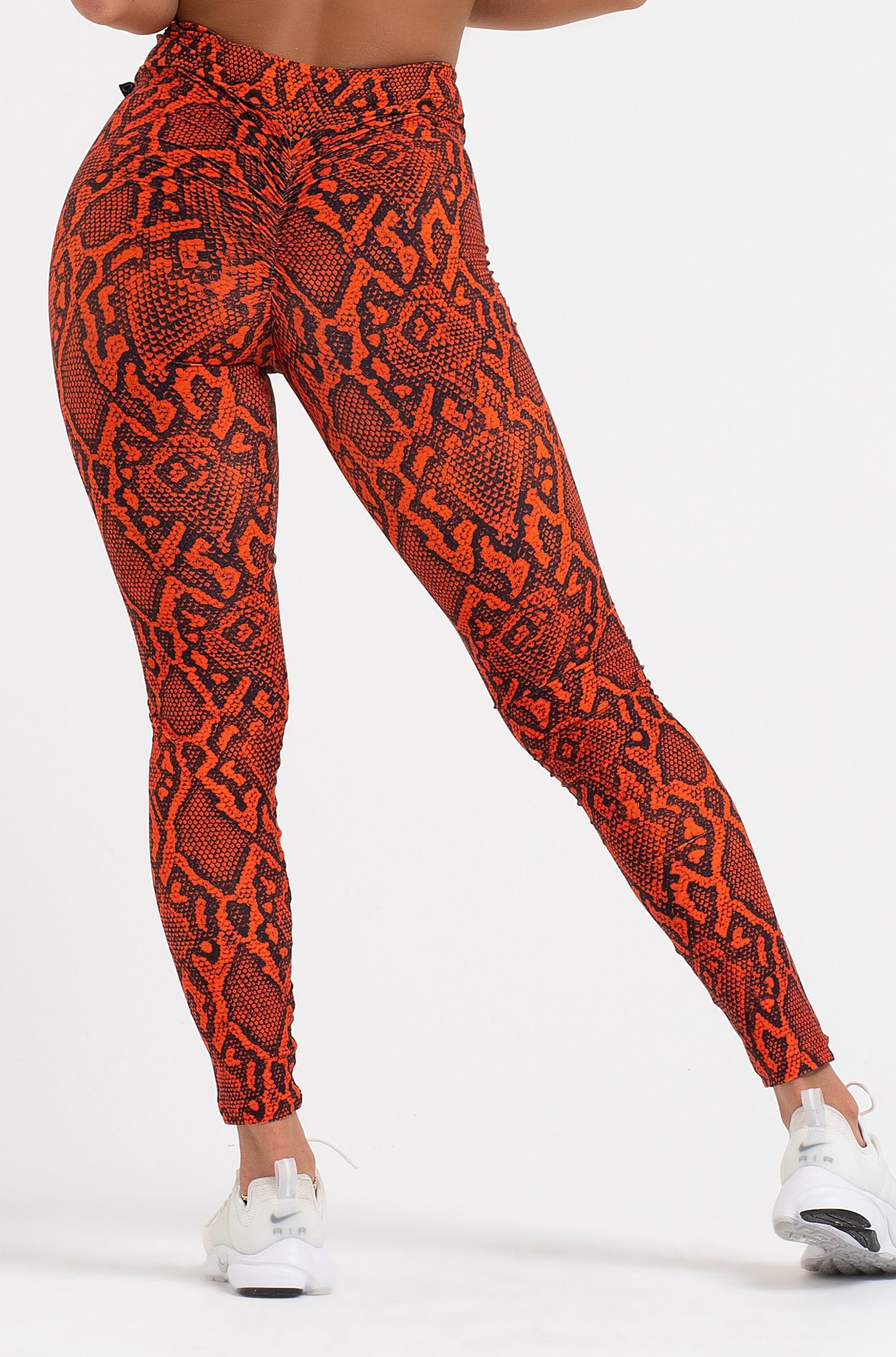 Venom V-Cut Scrunch Legging