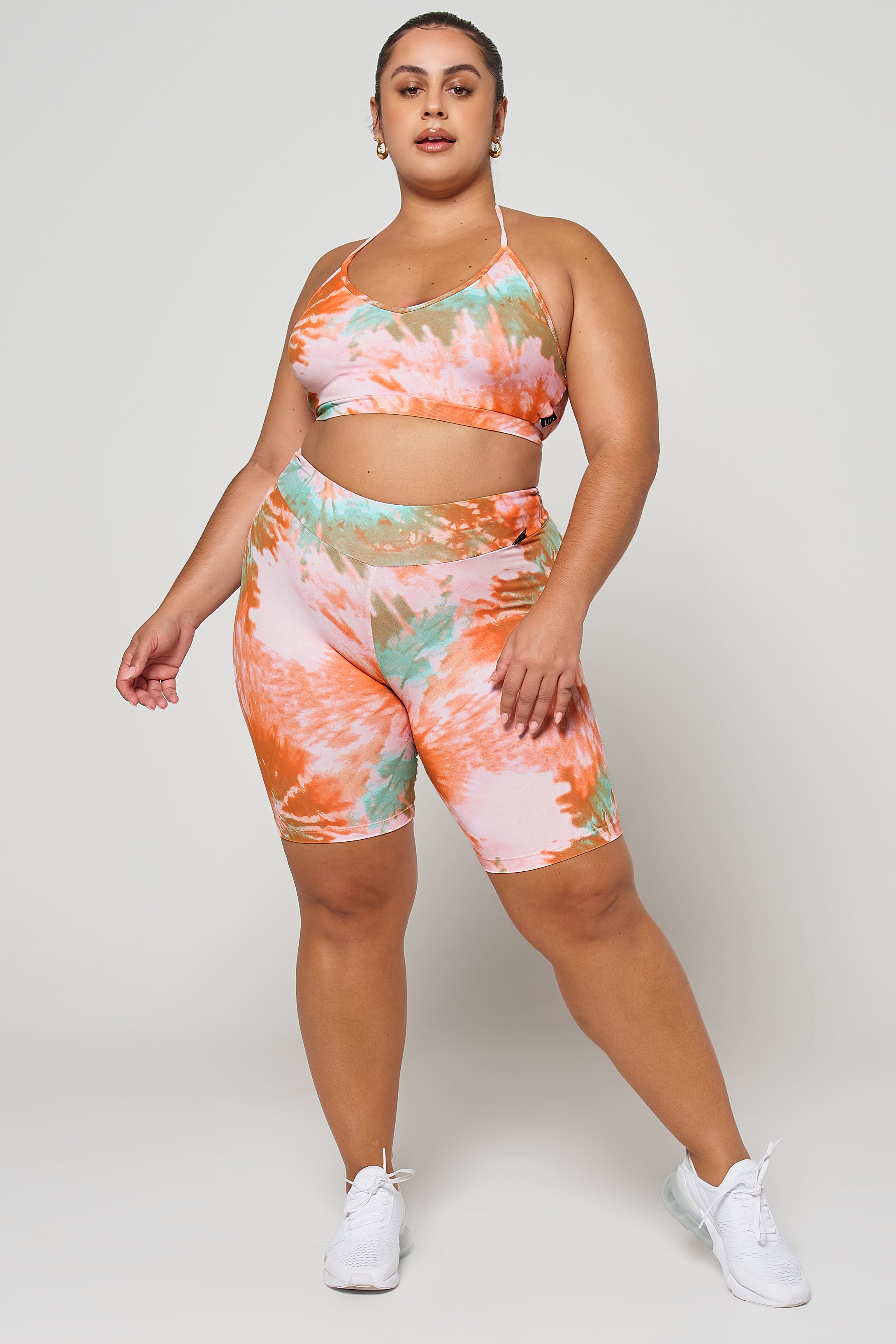 LiCi Fit Bloom Convertible Bra & Bloom High Waist Scrunch Biker Shorts