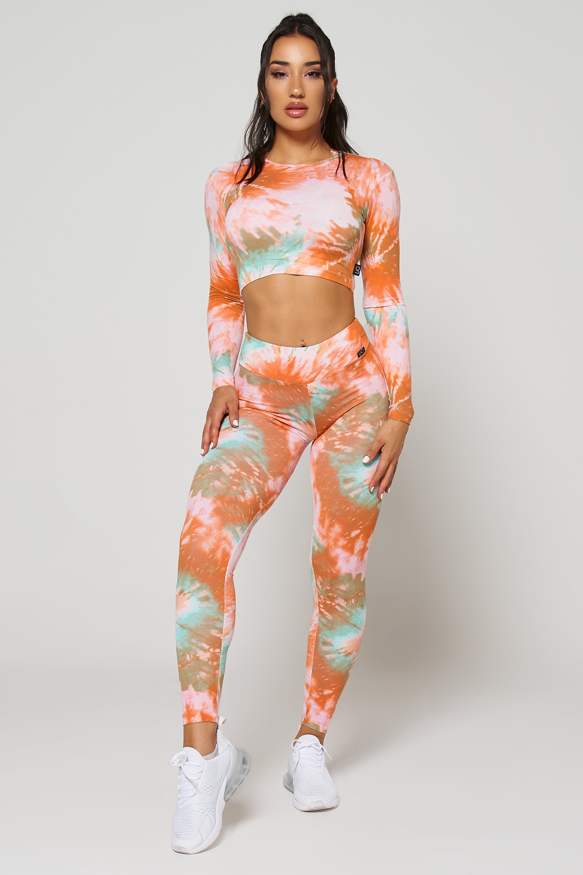 LiCi Fit Bloom Regular Leggings & Bloom Long Sleeve Crop Top