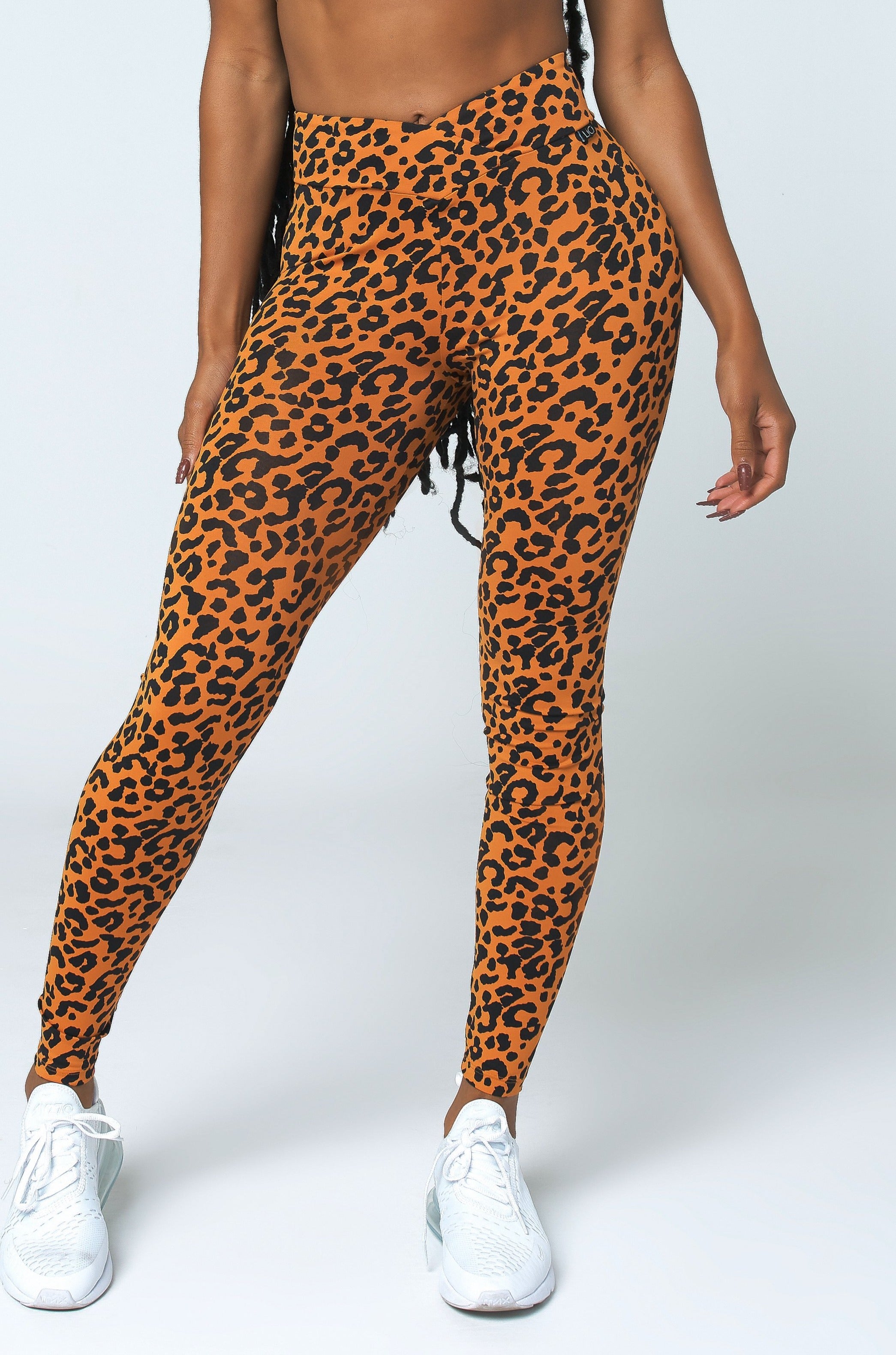 Lavish V-Cut Scrunch Legging