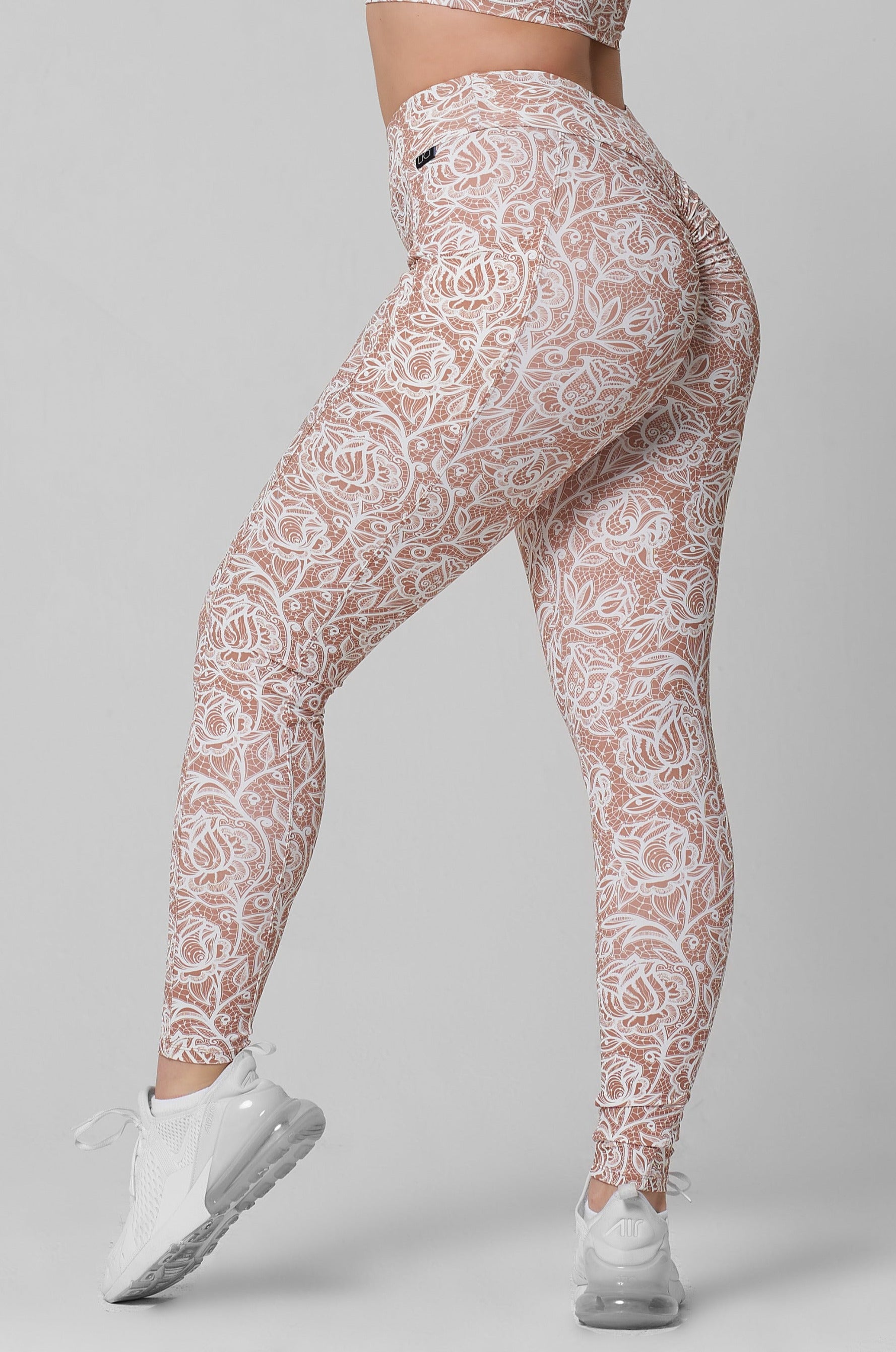 Capri High Waist Scrunch Legging