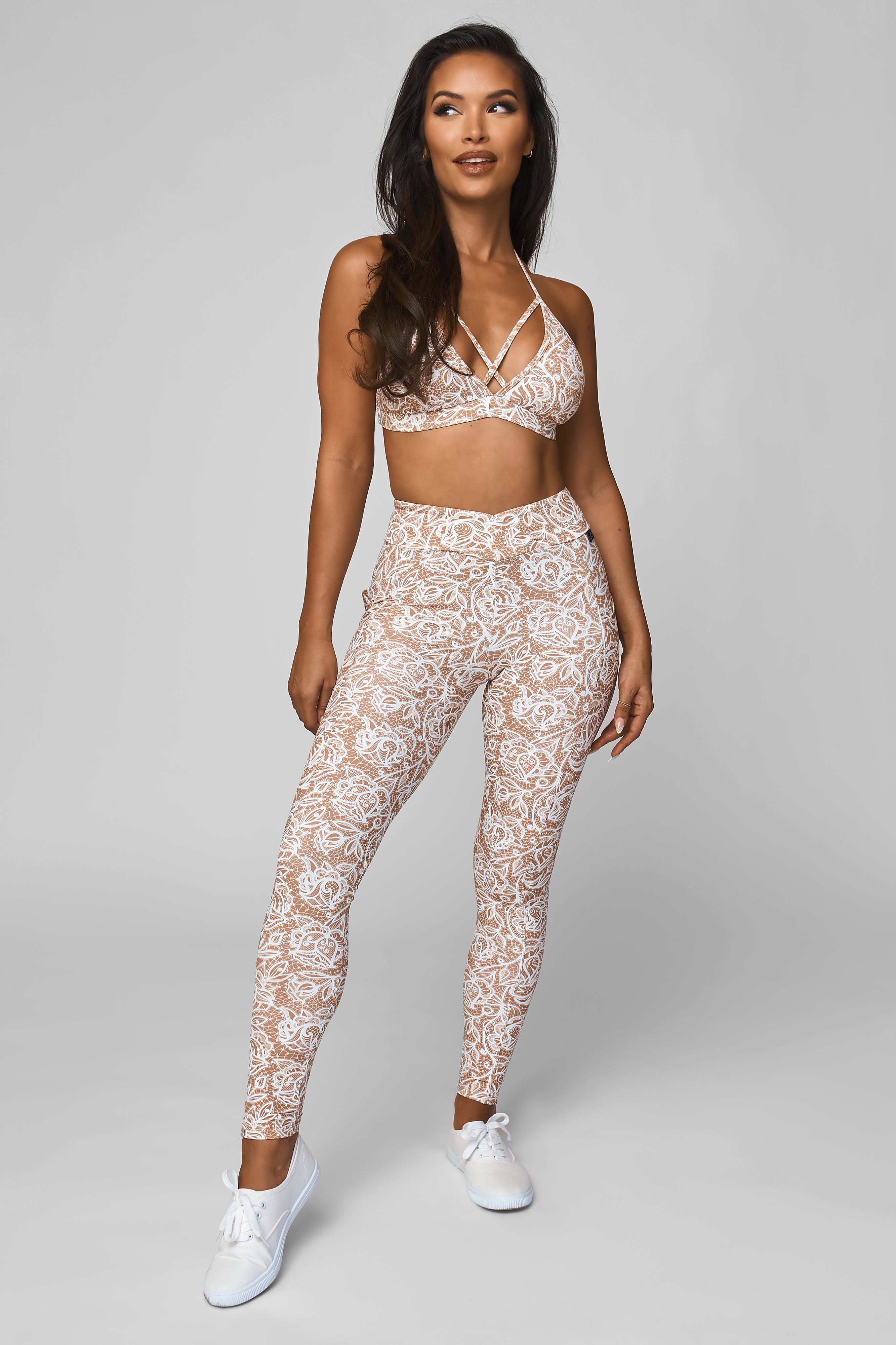 Capri V-Cut Scrunch Legging