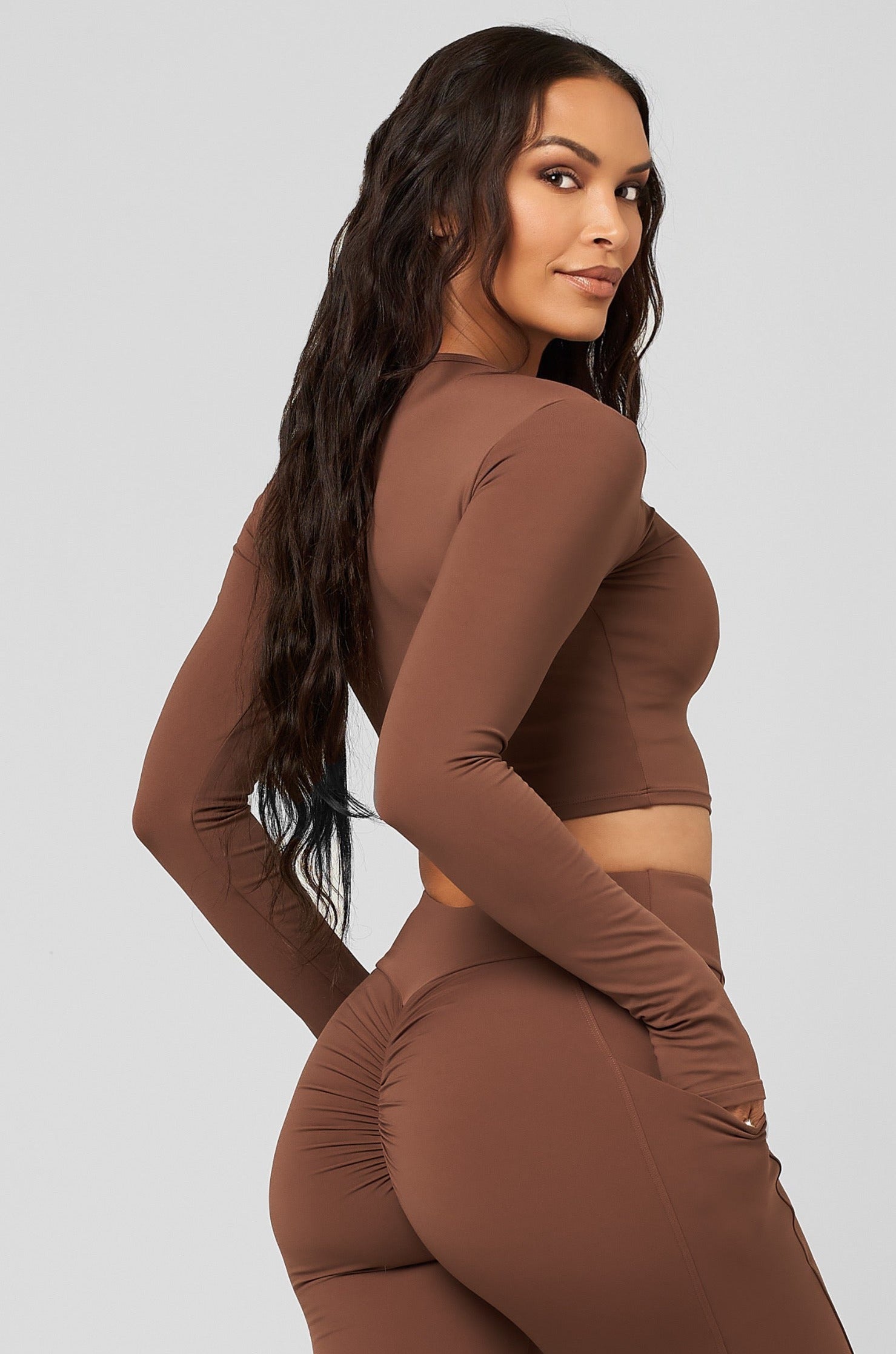 Cinnamon Long Sleeve Crop Top