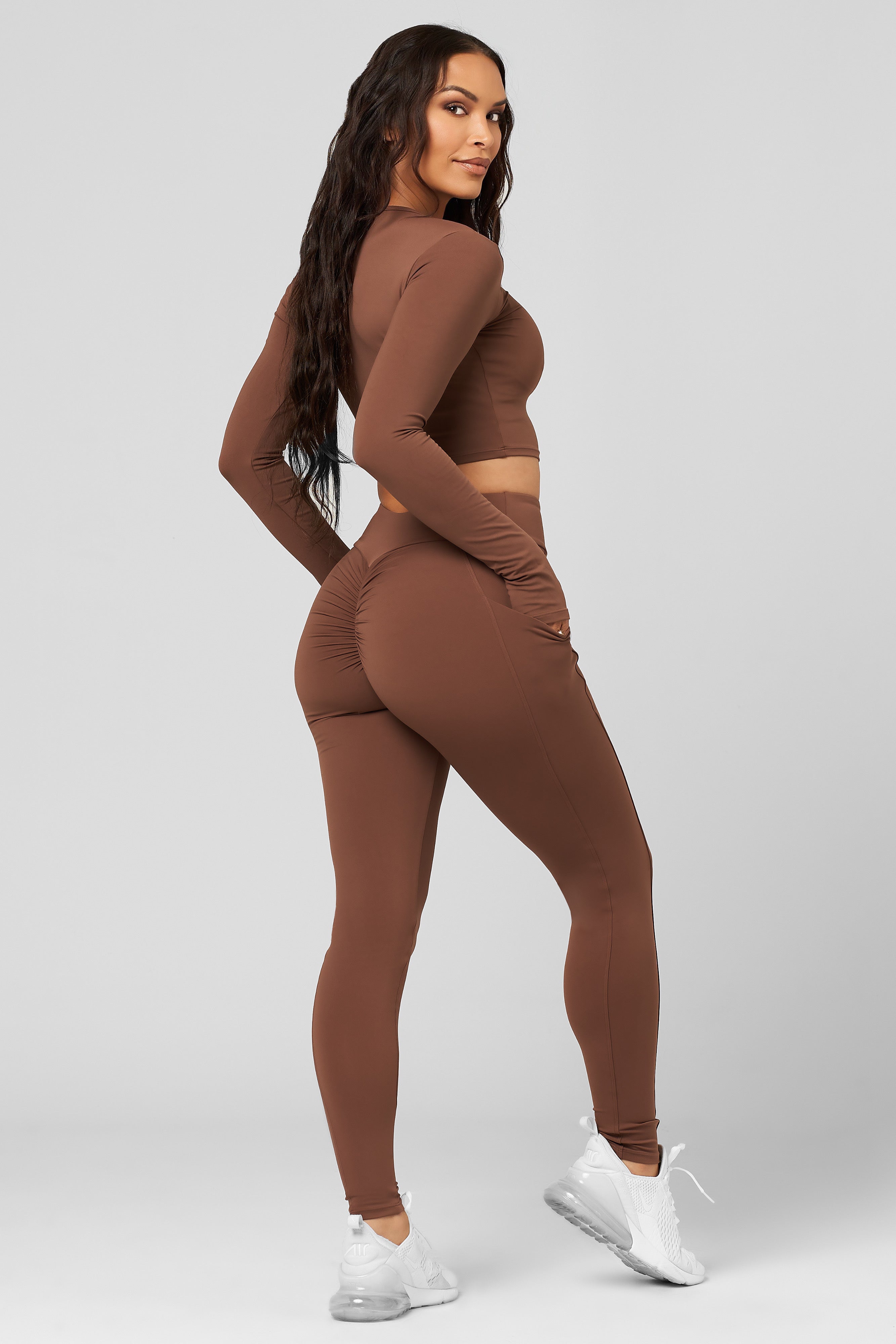 Cinnamon Long Sleeve Crop Top