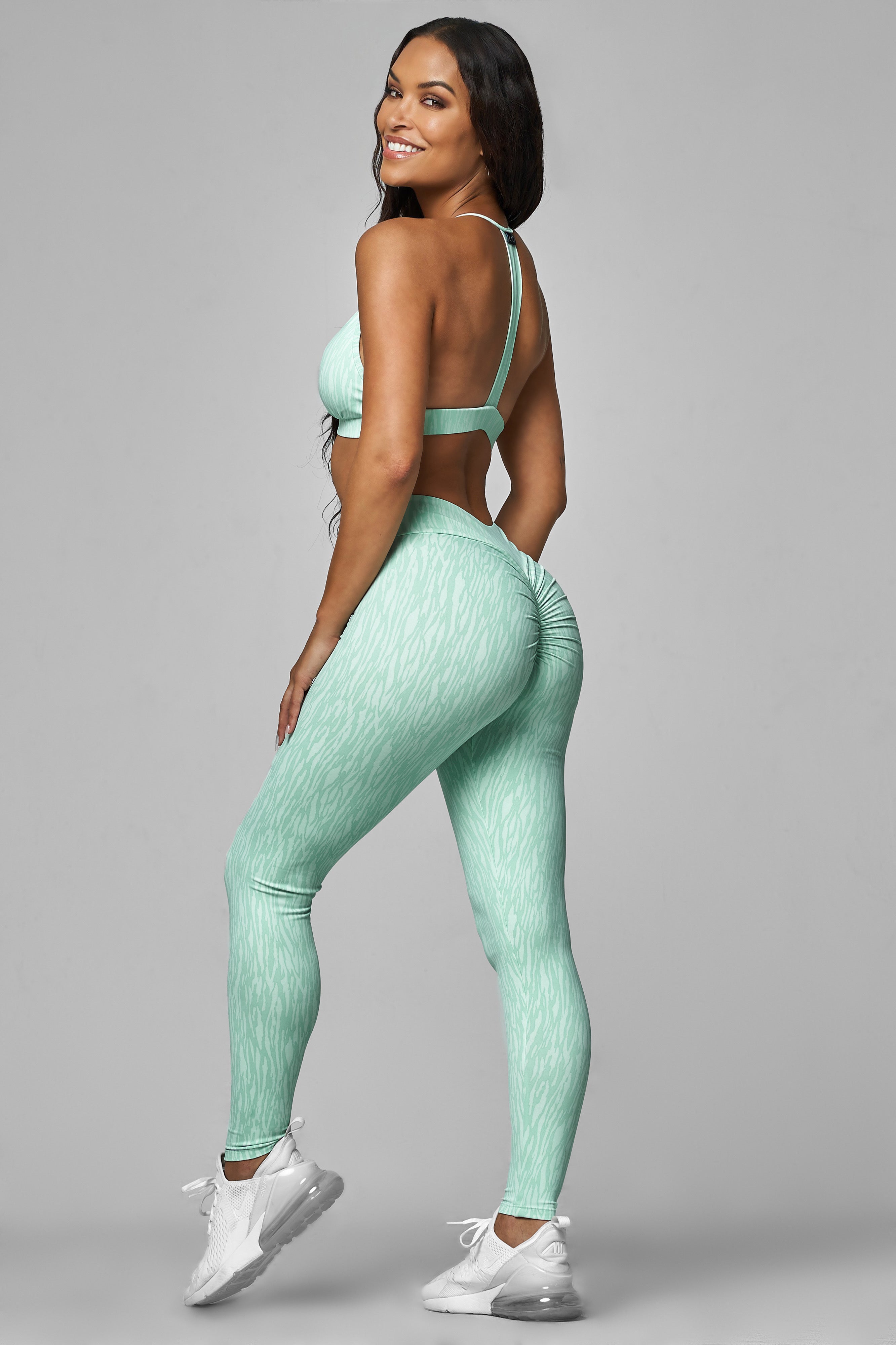 Mint Zebra V-Cut Scrunch Legging