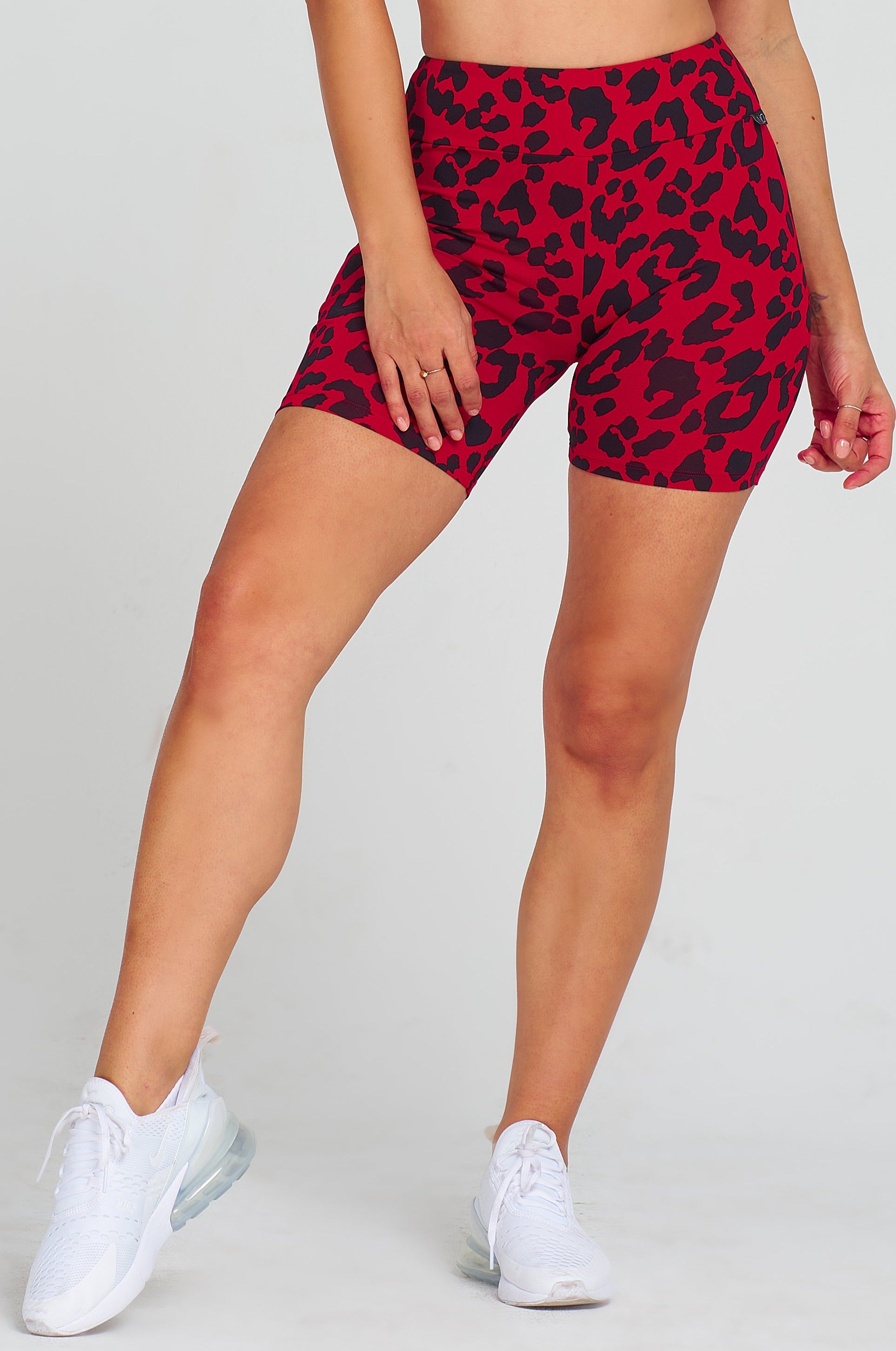 LiCi Fit Amore Regular Shorts