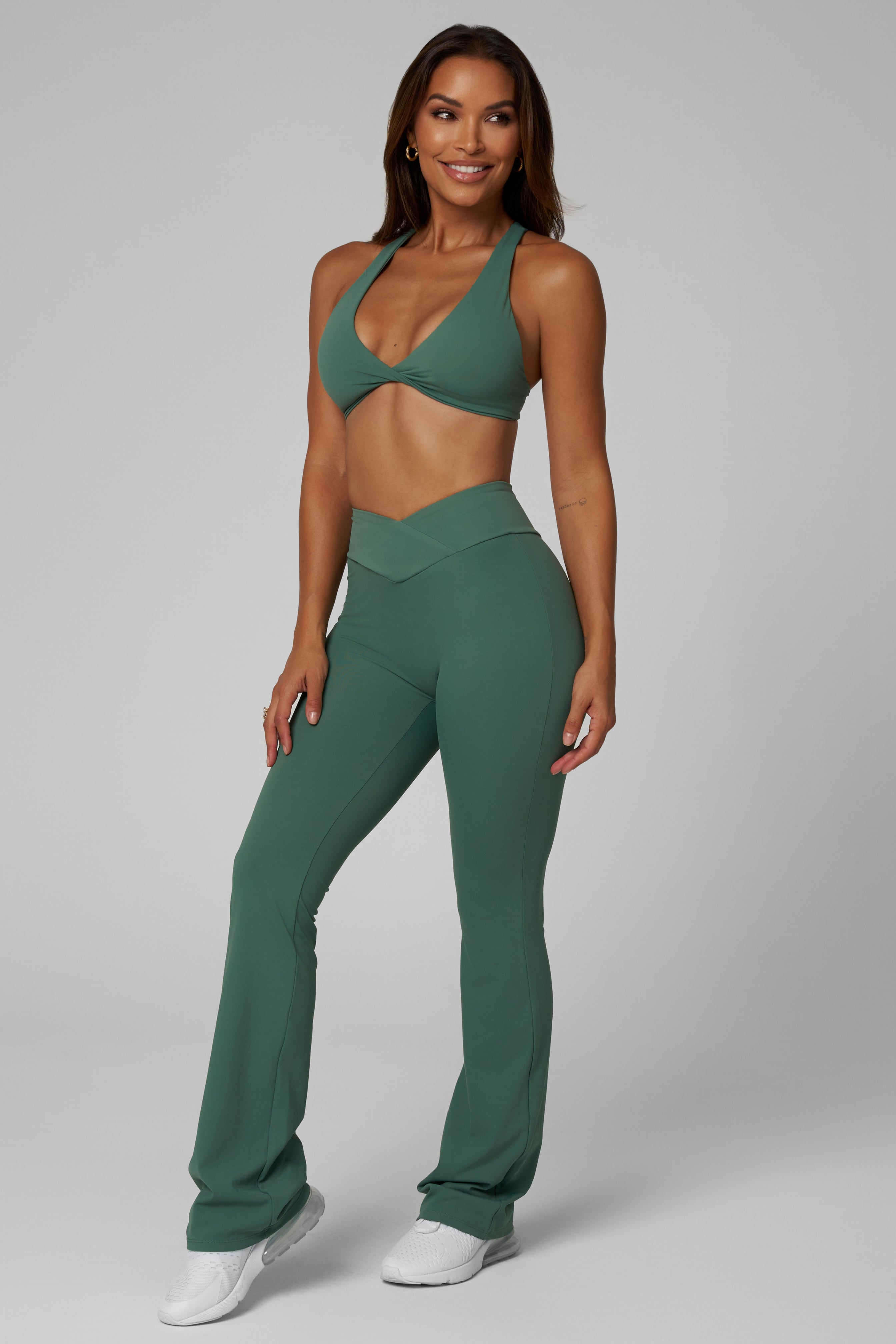 Juniper V-Cut Flare Legging