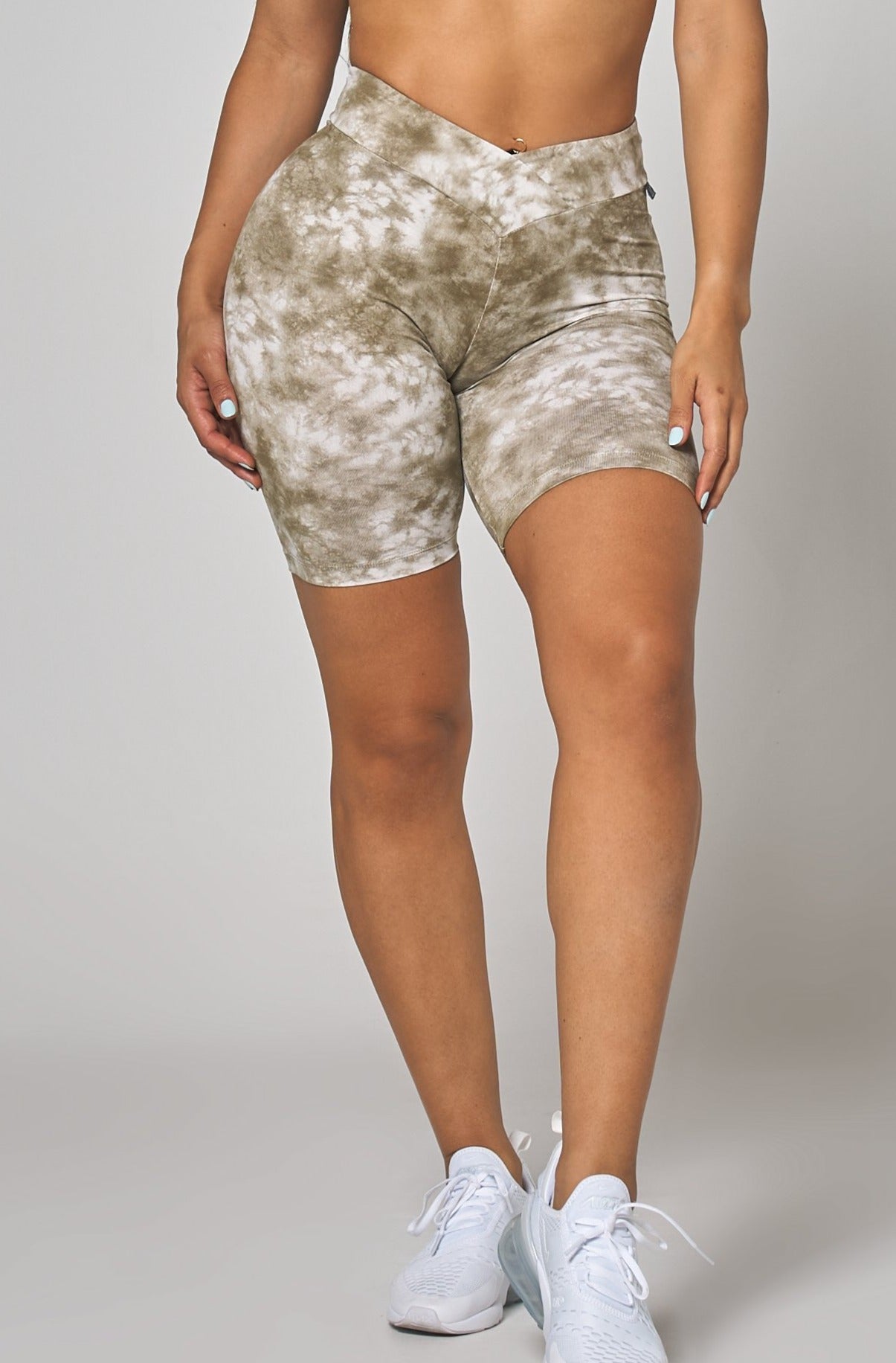 Jaded V-Cut Scrunch Biker Short